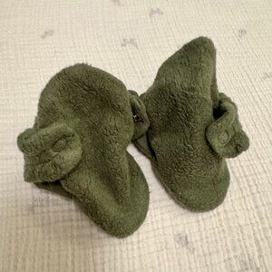 Zutano Cozie Fleece Baby Booties 3M Olive – Like New